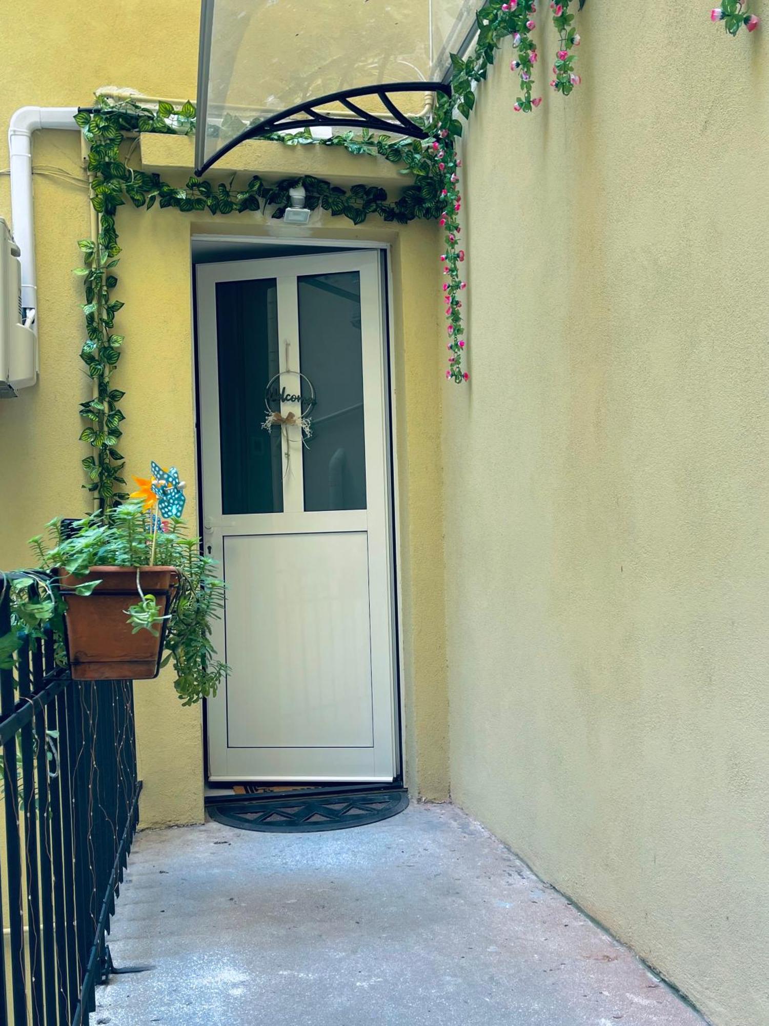 Casa Vacanze Viale Miramare 31- Delizioso Mini Loft Industrial Trieste Dış mekan fotoğraf